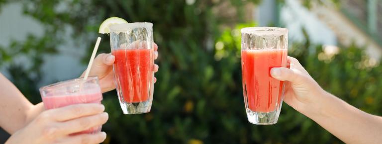 Comment faire des cocktails et smoothies maison quand il fait chaud ? | Blog Camif